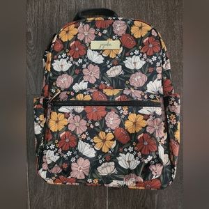 Jujube Midi Backpack Far Out Floral